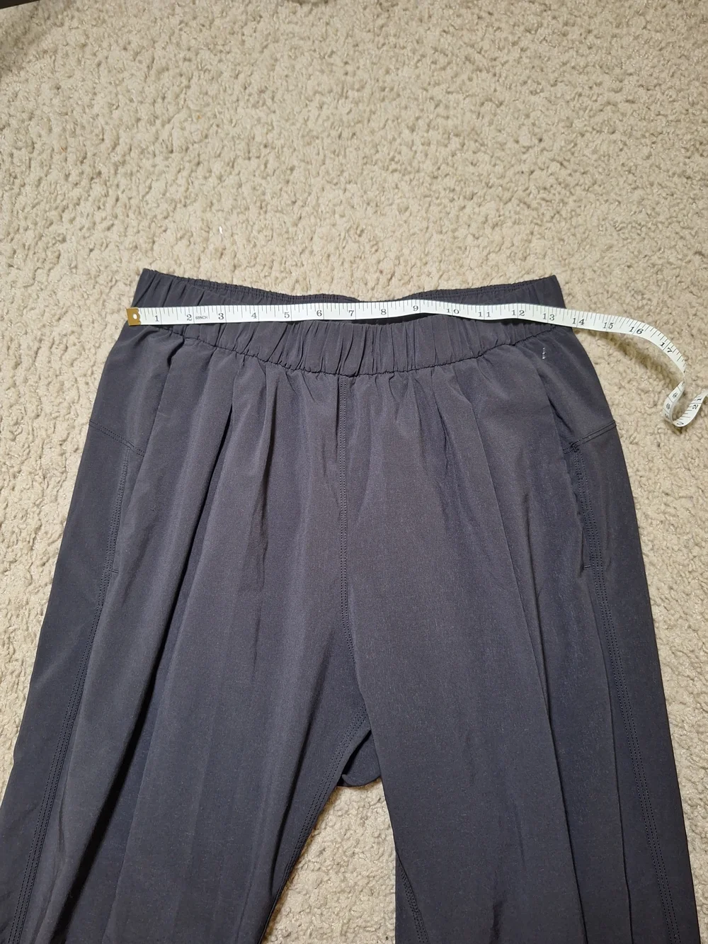 Lululemon Stretch High Rise Black Gray Athleisure Joggers Pant Size 8